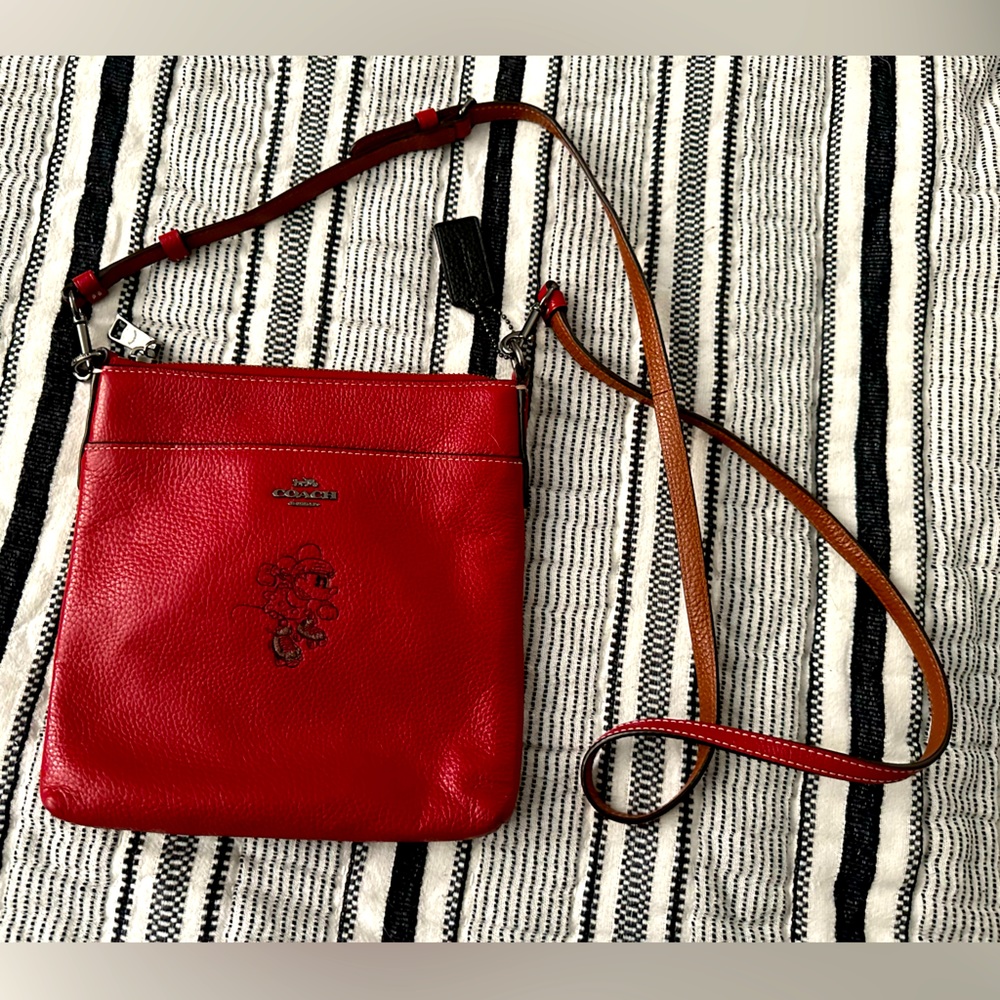 Coach Minnie crossbody